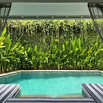 Ozamiz Villa Seminyak by Bali Villas R Us